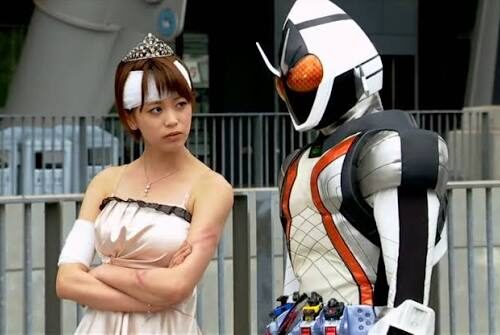 Kamen Rider Fourze: Review: The Queen Festival Competition